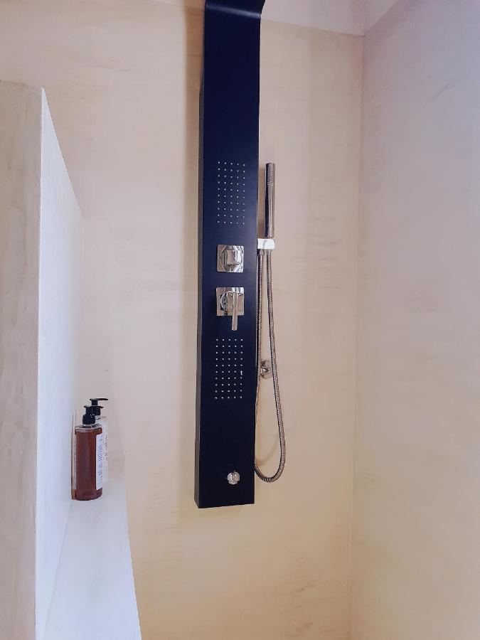 Villa Al-Ari Diakopto Exteriör bild