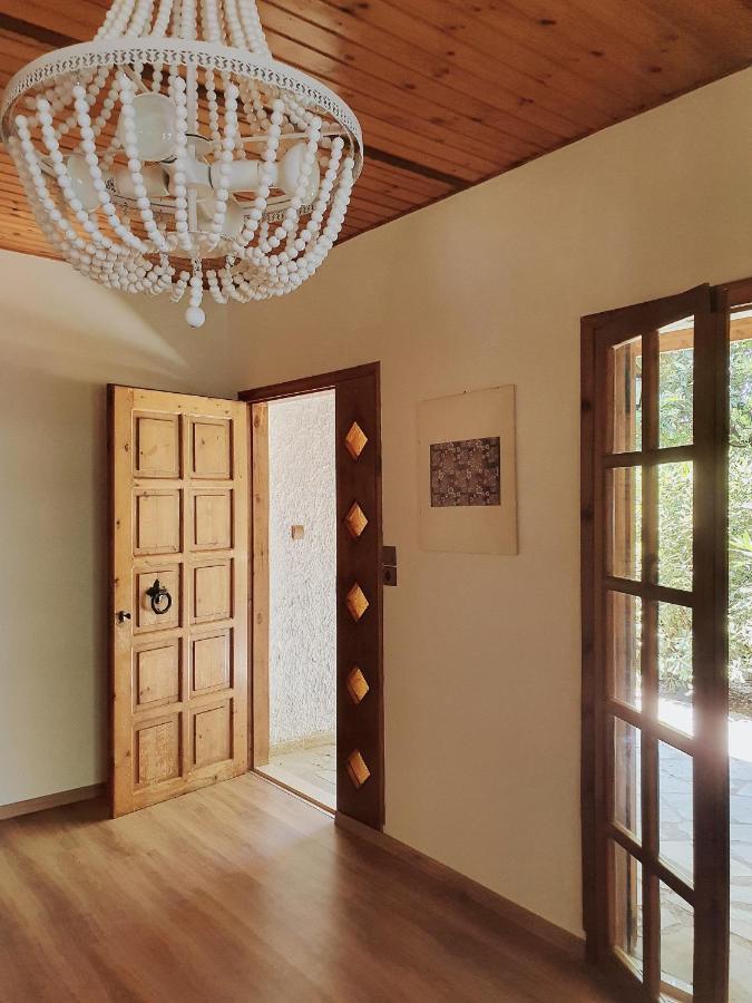 Villa Al-Ari Diakopto Exteriör bild